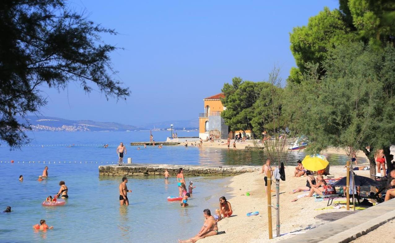Sun Apartments Kaštela Esterno foto